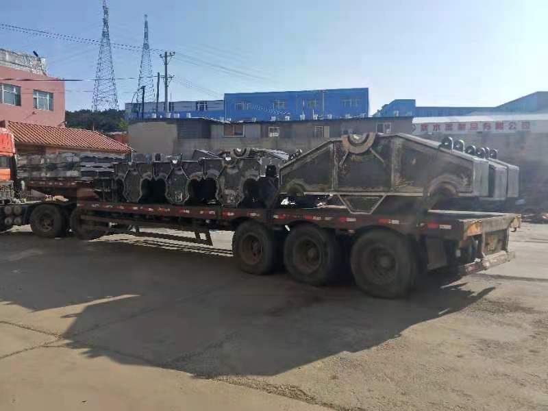 堆取料機(jī)走行鋼結(jié)構(gòu)臺(tái)車焊接件